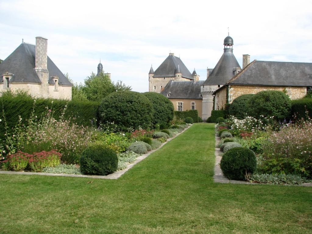 La Brasserie Chambre D'Hotes De Delphine Saulgé Exterior foto